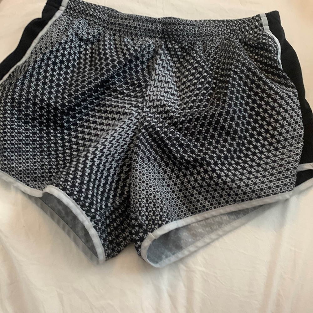 womens nike shorts